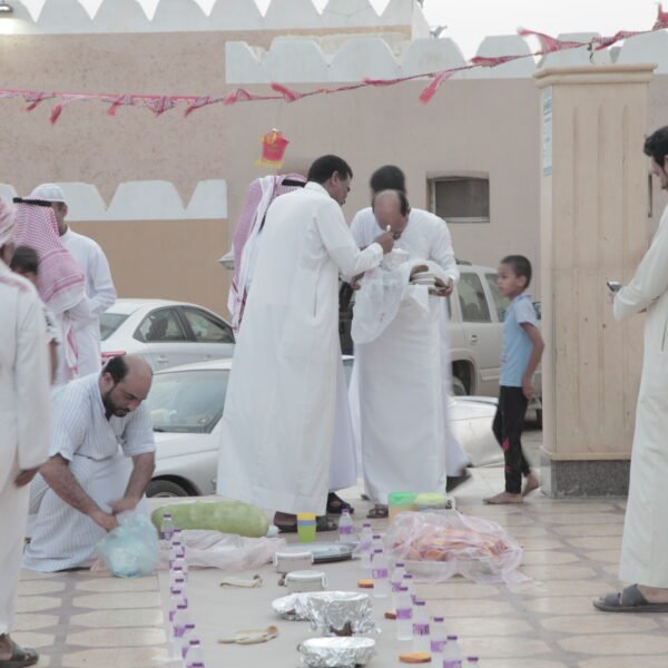 MG 0013 600x600