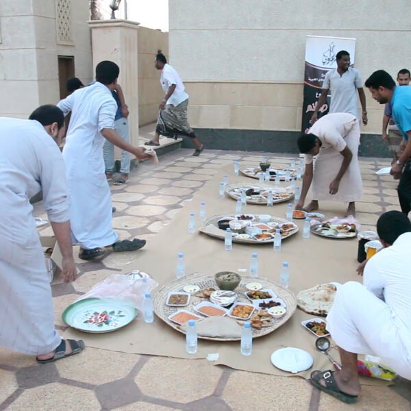 ١٤٨ مجمع القرعاوي بالعقدة إفطار 600x600